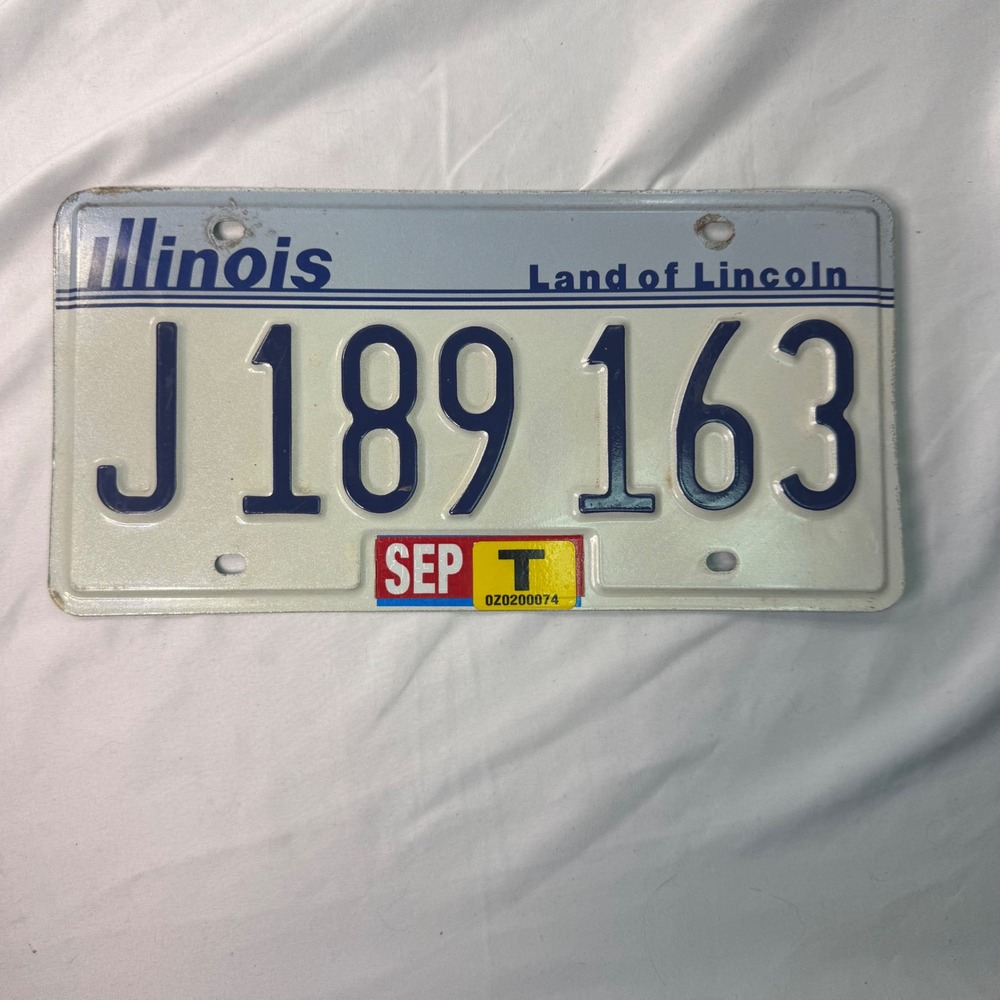 Illinois License Plate Land of Lincoln‎ Blue White J 189 163 Vintage Automobilia